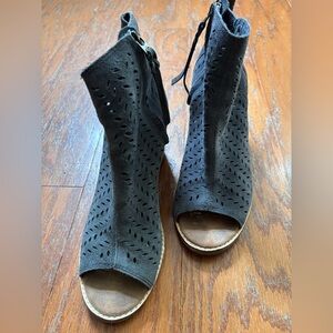 TOMS Black Peep-Toe Ankle Boots